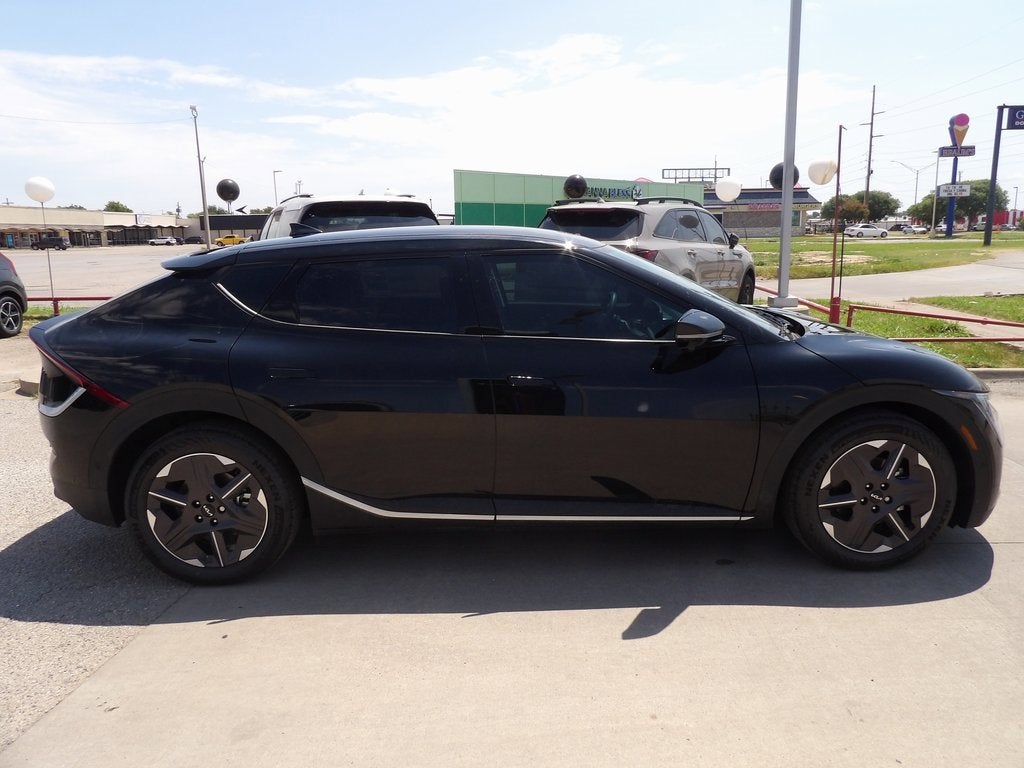 2025 Kia EV6 Light Long Range