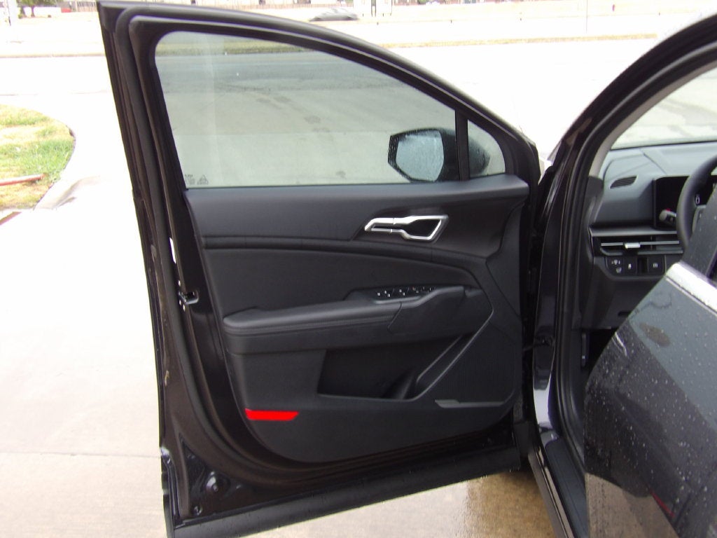 2027 Kia Sportage EX
