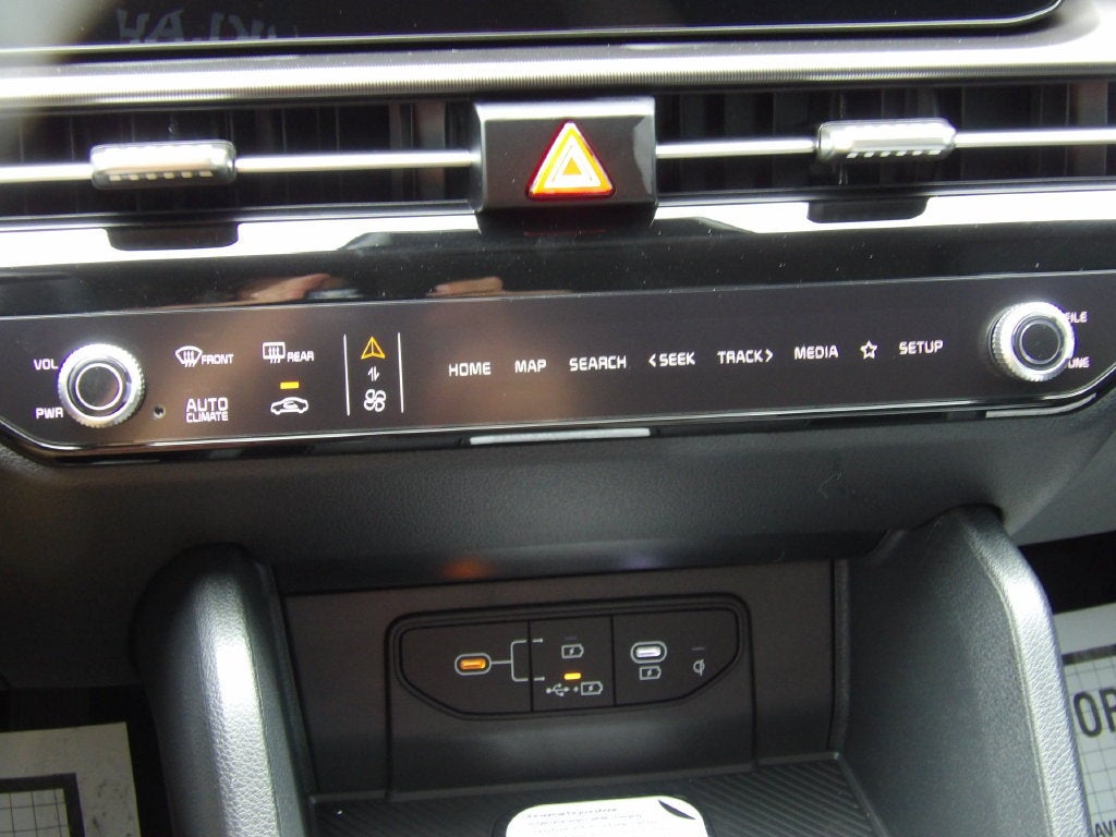 2027 Kia Sportage EX