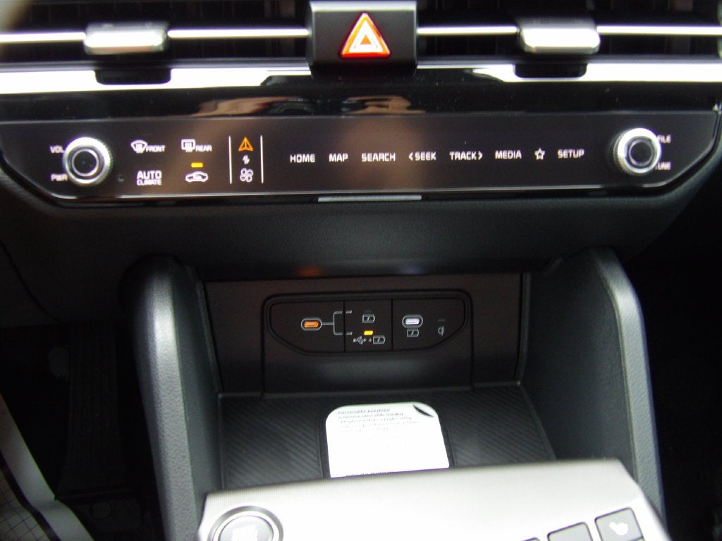 2027 Kia Sportage EX