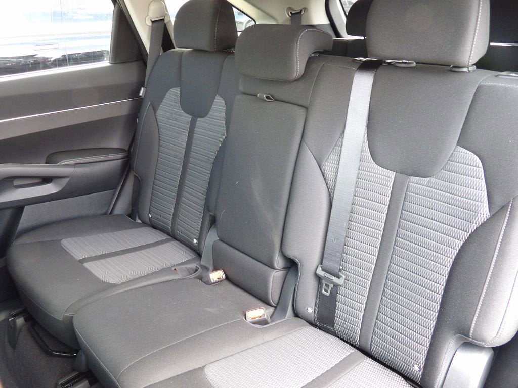 2026 Kia Sorento LX - Photo 22