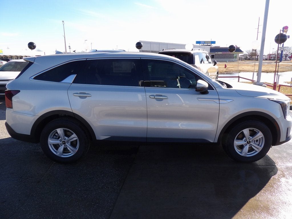 2026 Kia Sorento LX