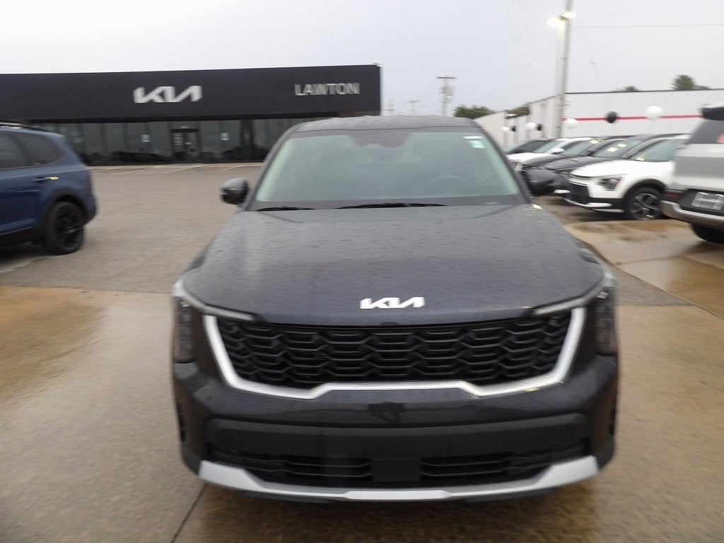 2025 Kia Sorento LX