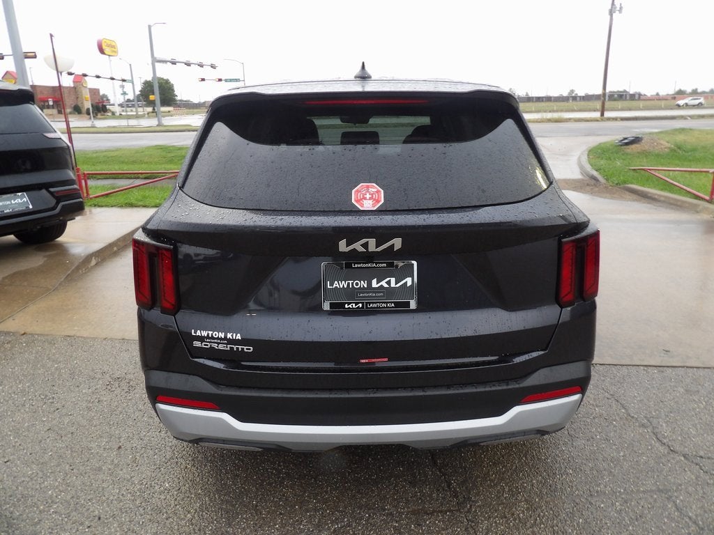 2025 Kia Sorento LX