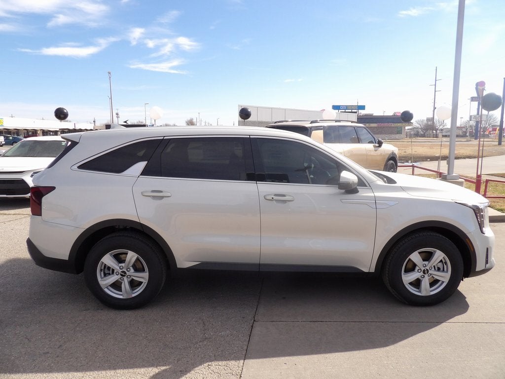 2026 Kia Sorento LX