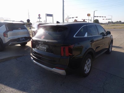 2025 Kia Sorento LX