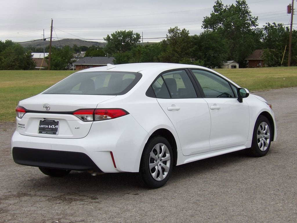 2025 Toyota Corolla LE