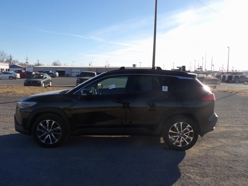 2024 Toyota Corolla Cross XLE