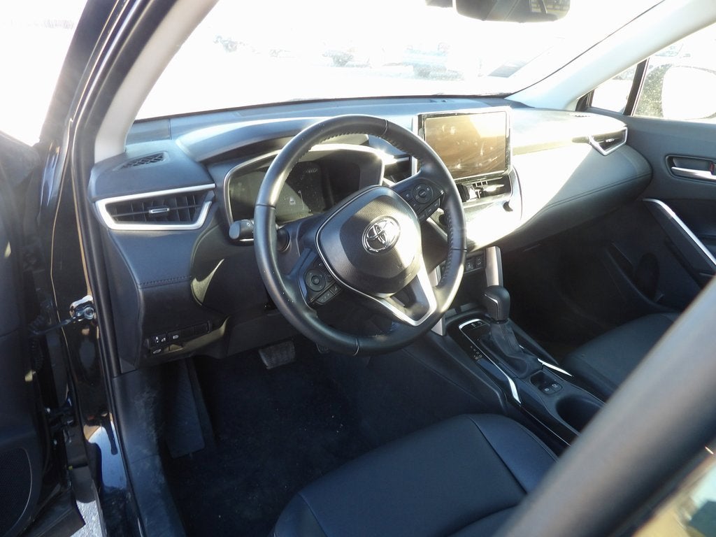 2024 Toyota Corolla Cross XLE