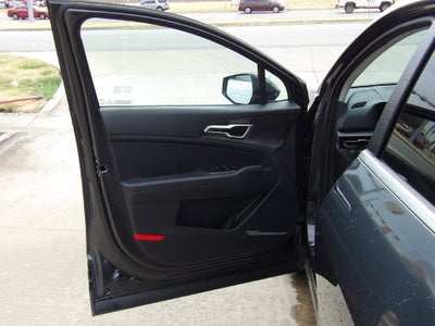 2027 Kia Sportage Hybrid LX