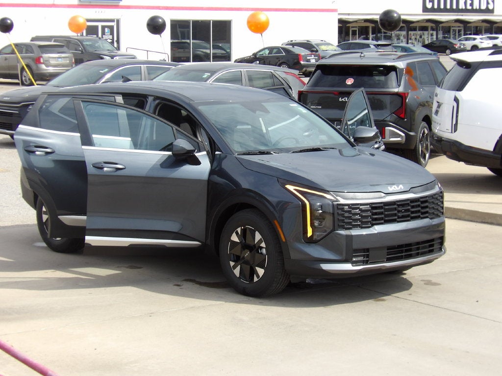 2027 Kia Sportage Hybrid LX