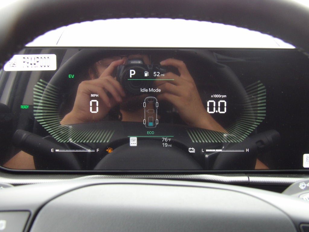 2027 Kia Sportage Hybrid LX