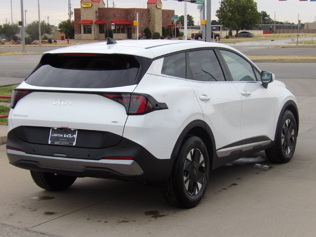 2027 Kia Sportage Hybrid LX