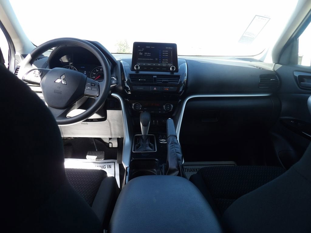 2024 Mitsubishi Eclipse Cross LE