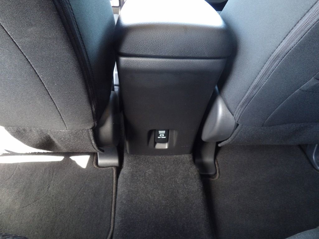 2024 Mitsubishi Eclipse Cross LE