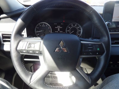 2024 Mitsubishi Outlander SE