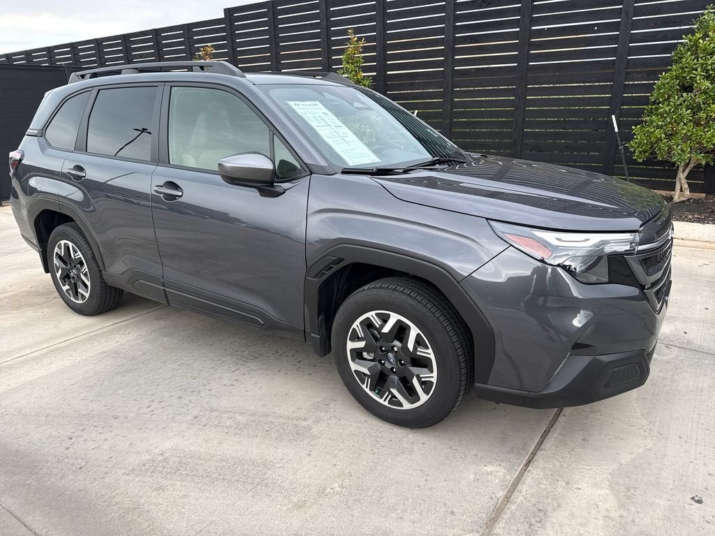 2025 Subaru Forester Premium