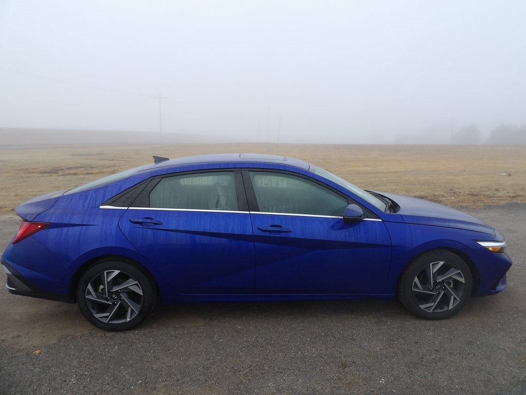 2025 Hyundai Elantra Limited