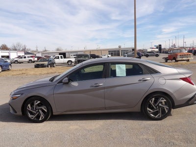 2025 Hyundai Elantra SEL Convenience