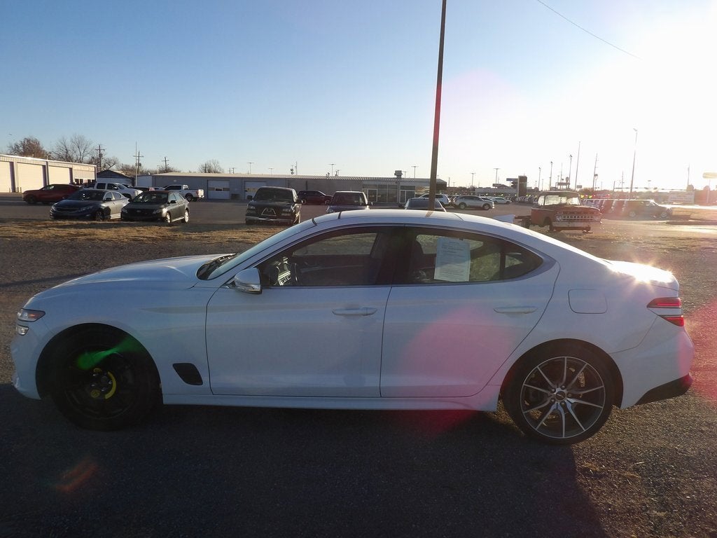 2022 Genesis G70 2.0T