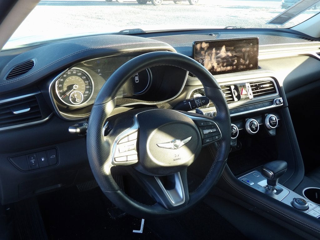 2022 Genesis G70 2.0T