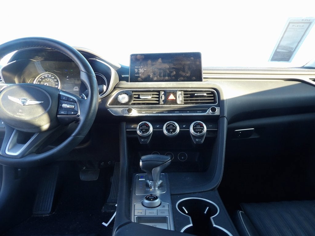 2022 Genesis G70 2.0T