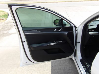 2026 Kia K5 LXS