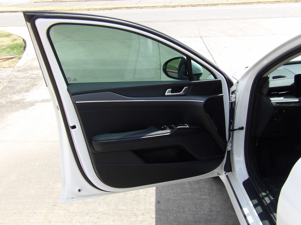 2026 Kia K5 LXS
