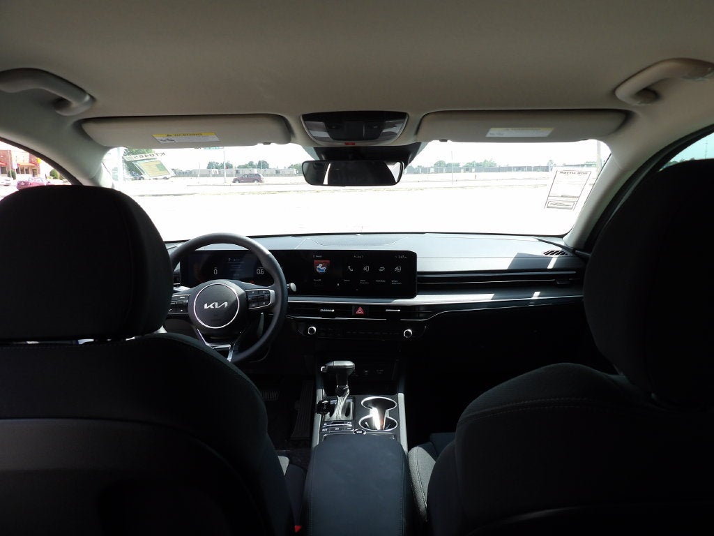 2026 Kia K5 LXS
