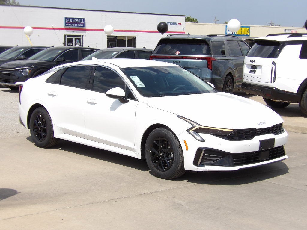 2026 Kia K5 LXS
