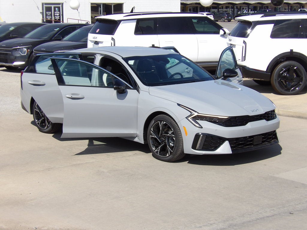 2026 Kia K5 GT-Line