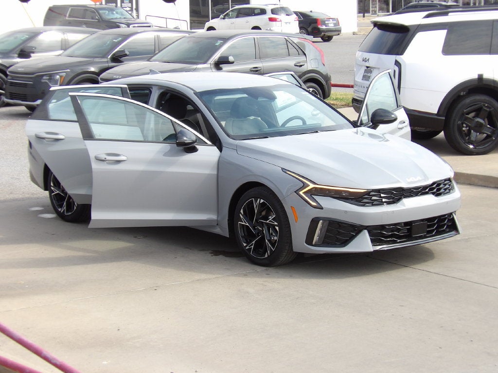 2026 Kia K5 GT-Line