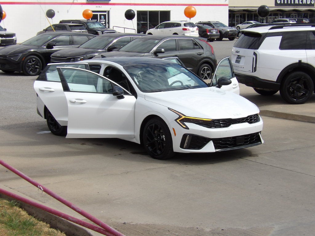 2026 Kia K5 GT-Line