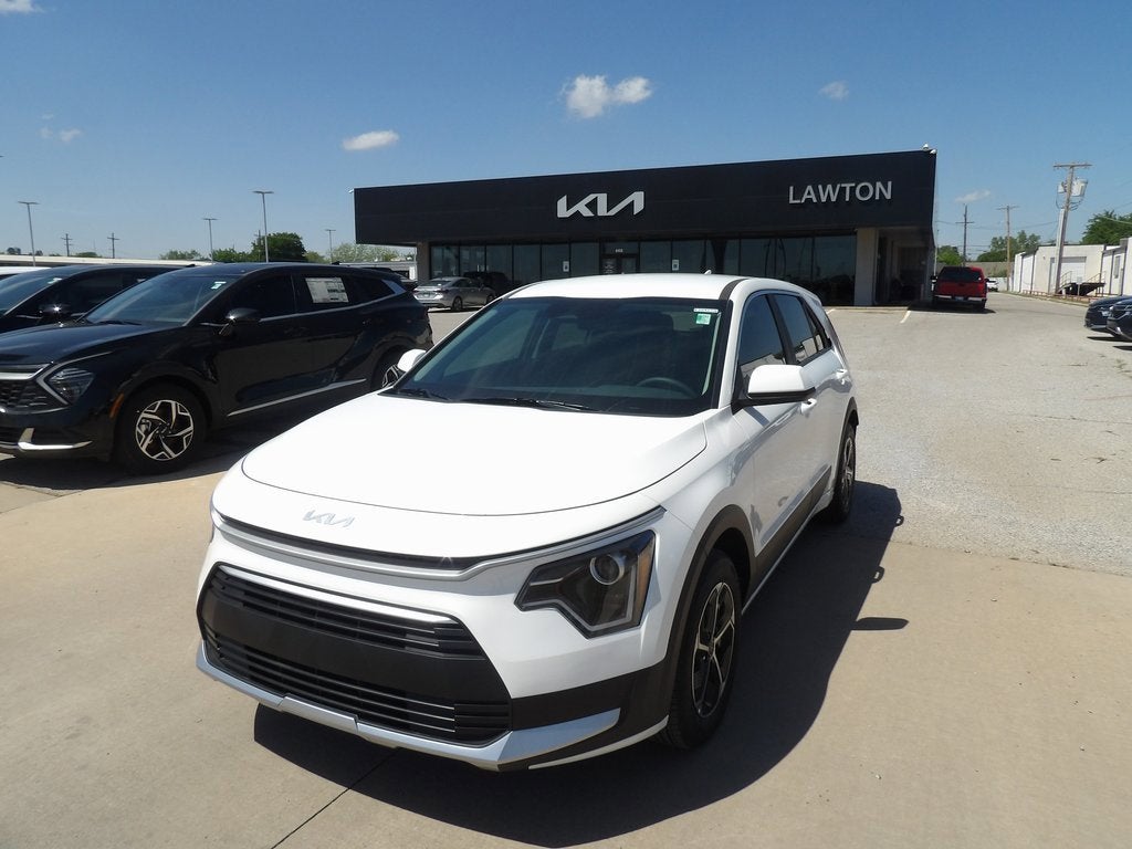 2025 Kia Niro LX