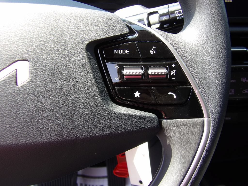 2026 Kia Niro LX