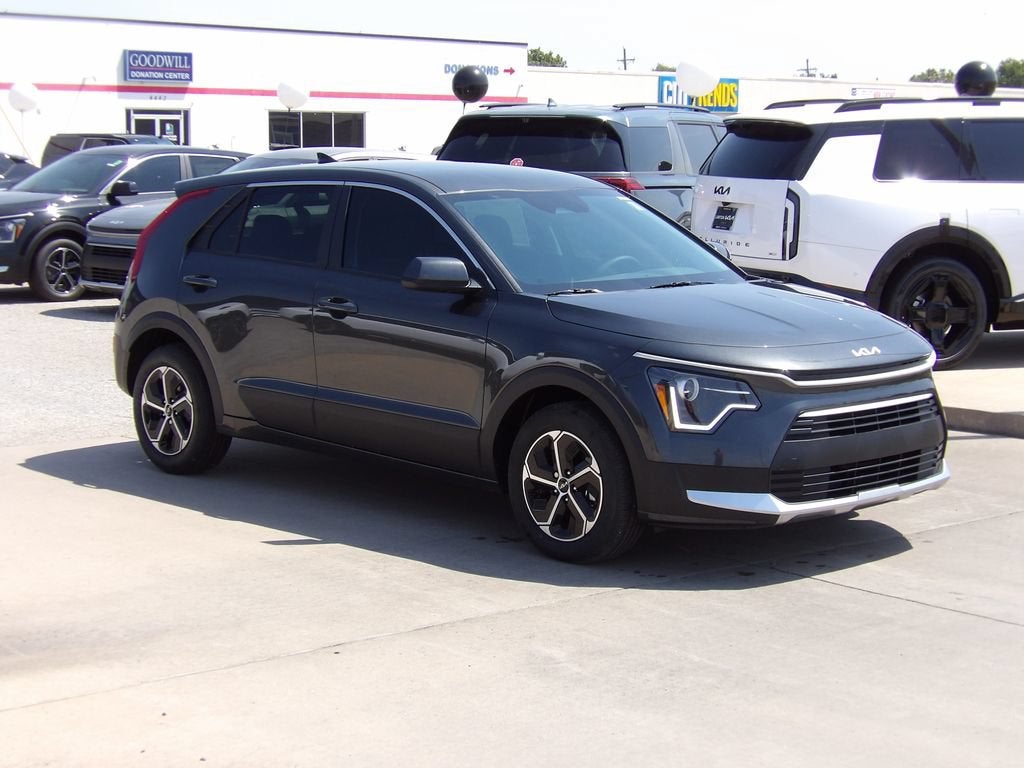 2026 Kia Niro LX