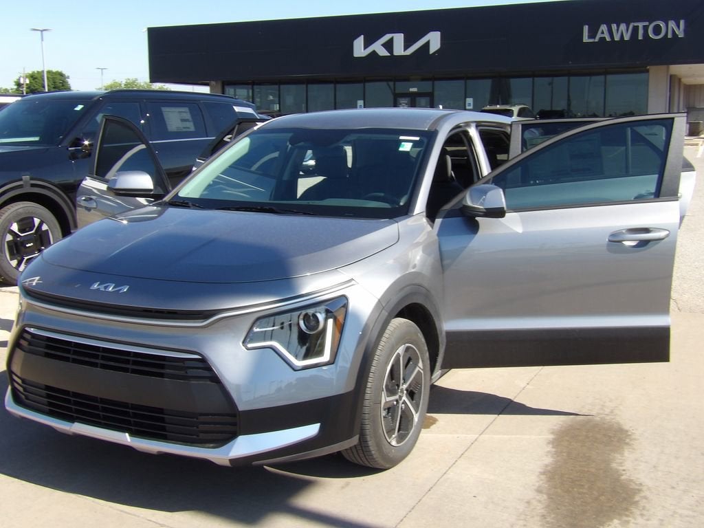 2026 Kia Niro LX