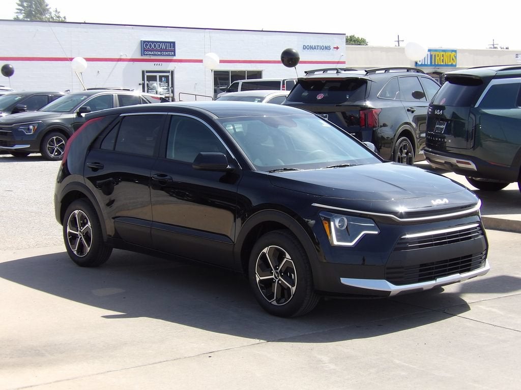 2026 Kia Niro LX