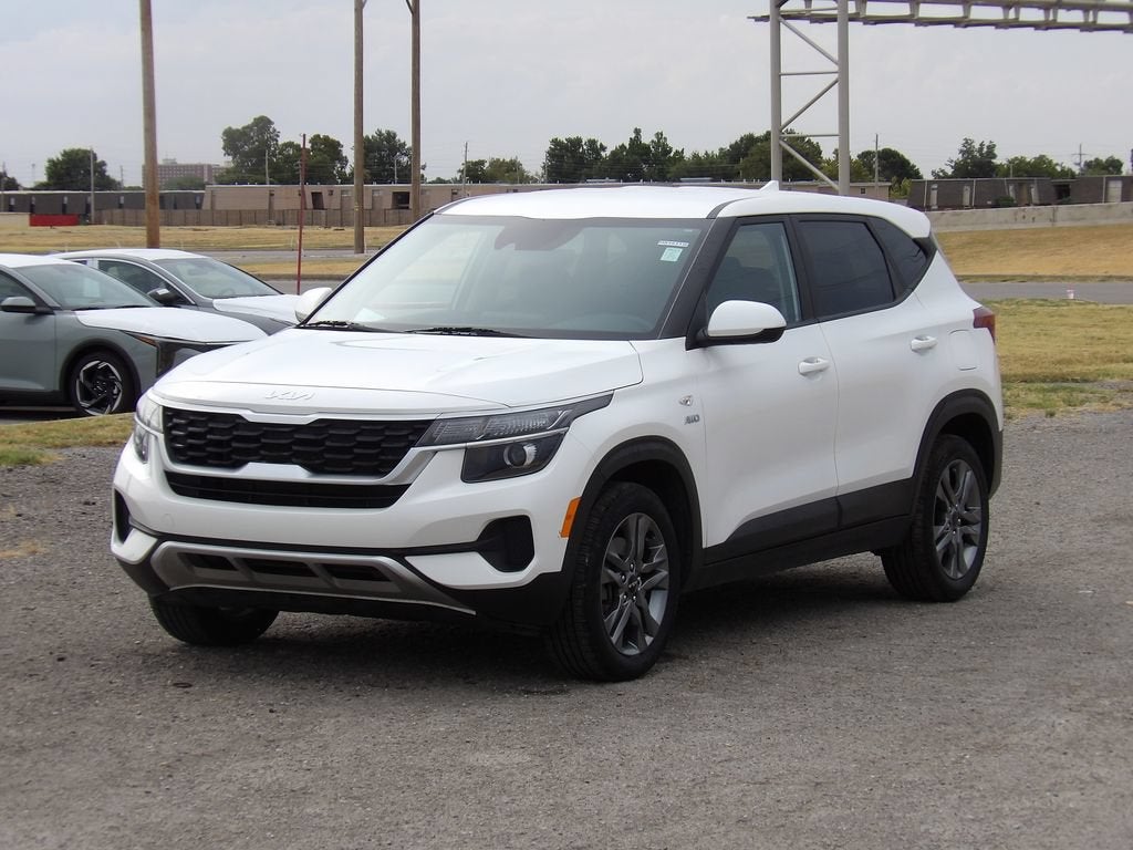 Used 2022 Kia Seltos LX with VIN KNDEPCAA7N7334955 for sale in Lawton, OK