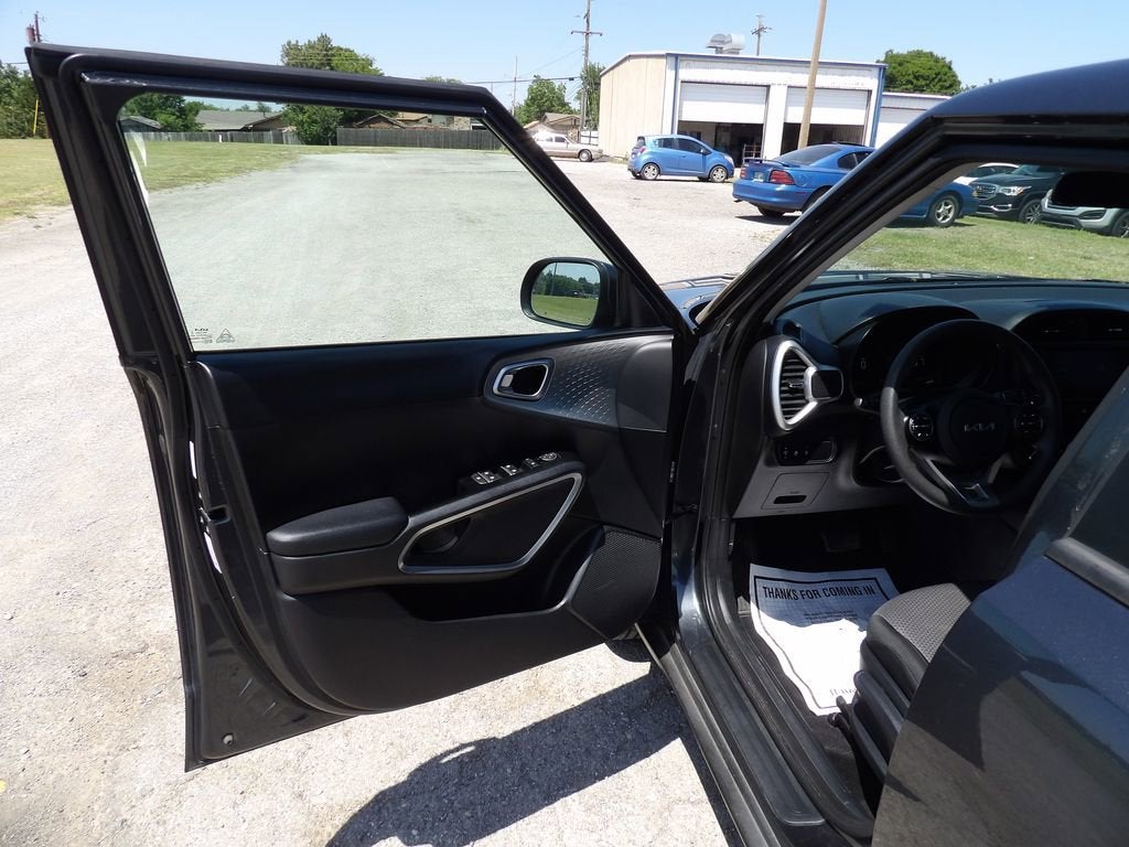 2024 Kia Soul LX