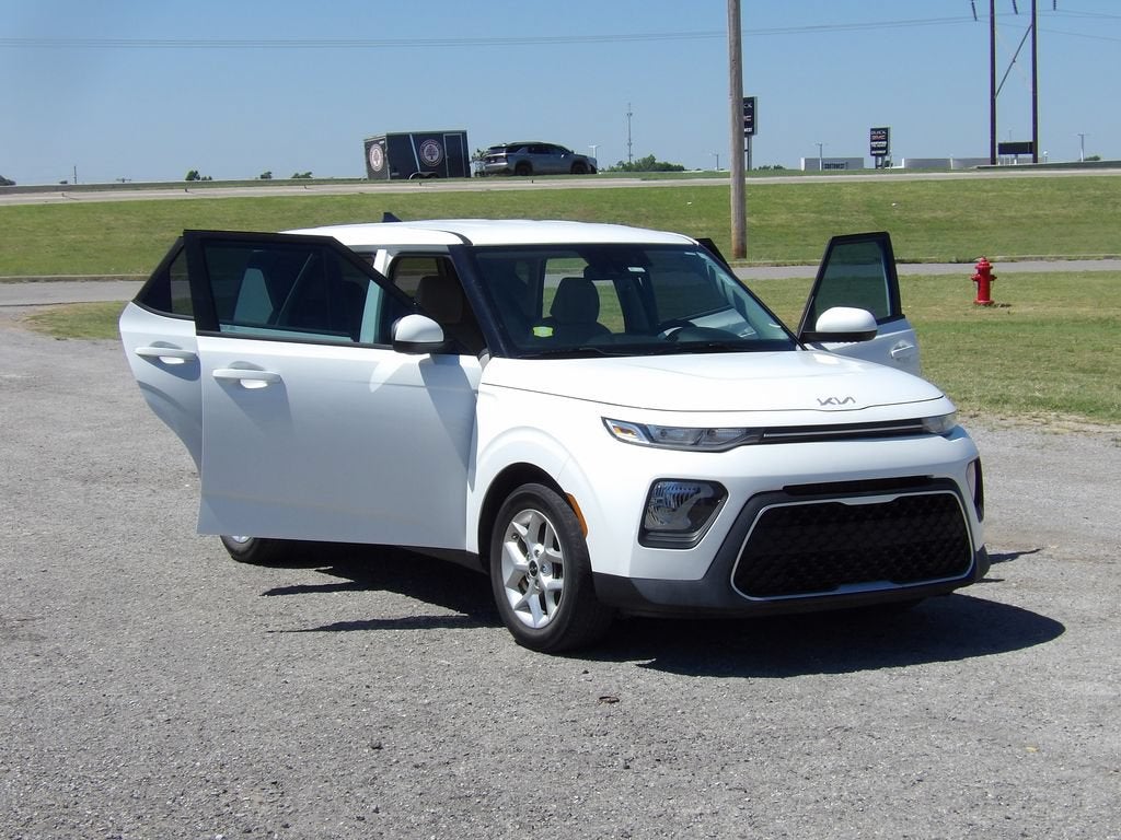 2022 Kia Soul LX