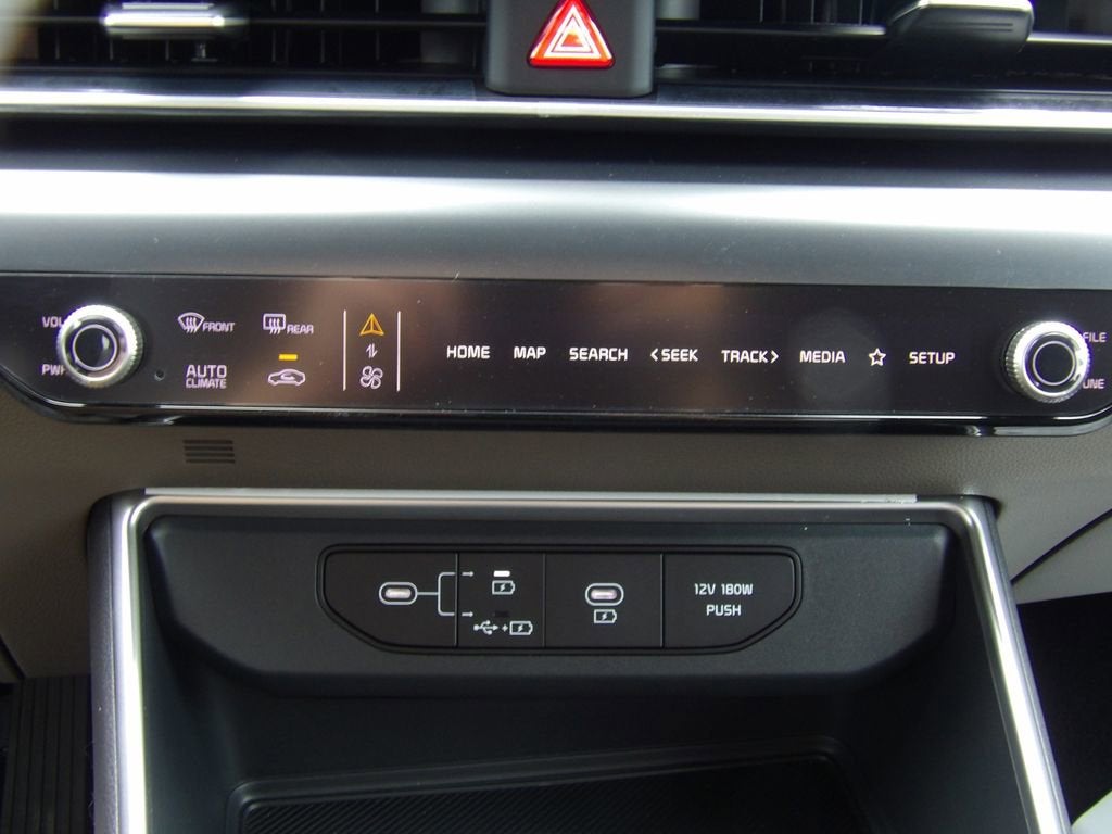 2026 Kia Carnival LXS