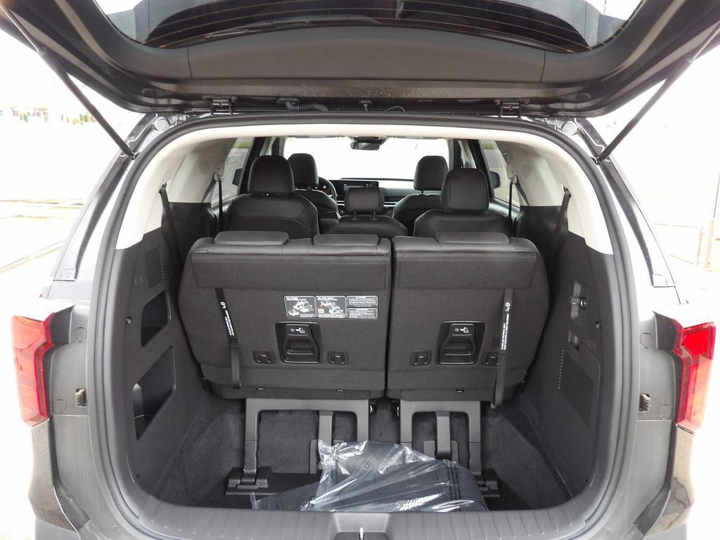 2026 Kia Carnival LXS