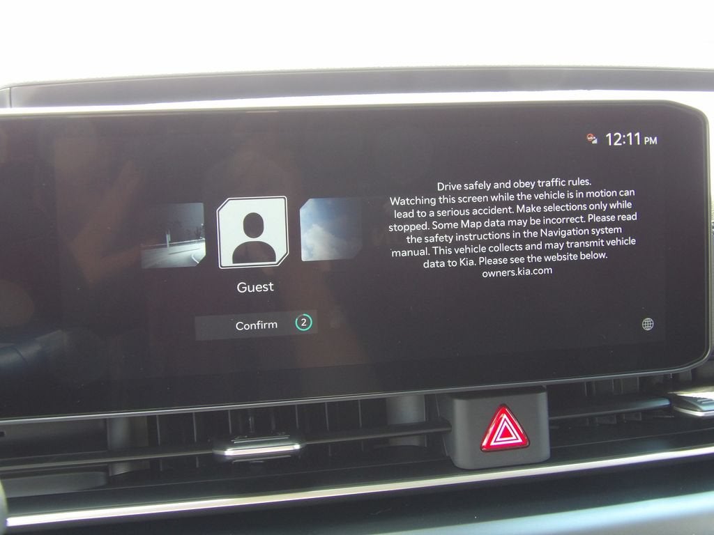 2027 Kia Carnival LXS
