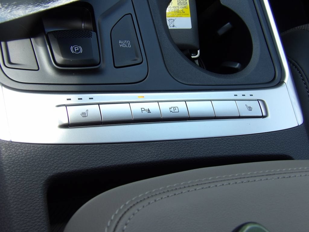 2027 Kia Carnival LXS