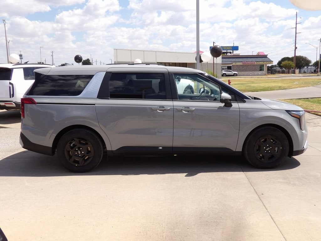 2027 Kia Carnival LXS