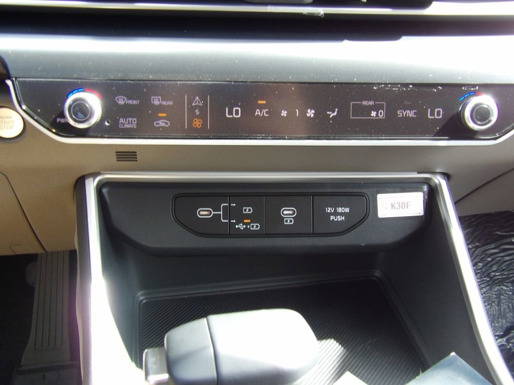 2026 Kia Carnival LXS