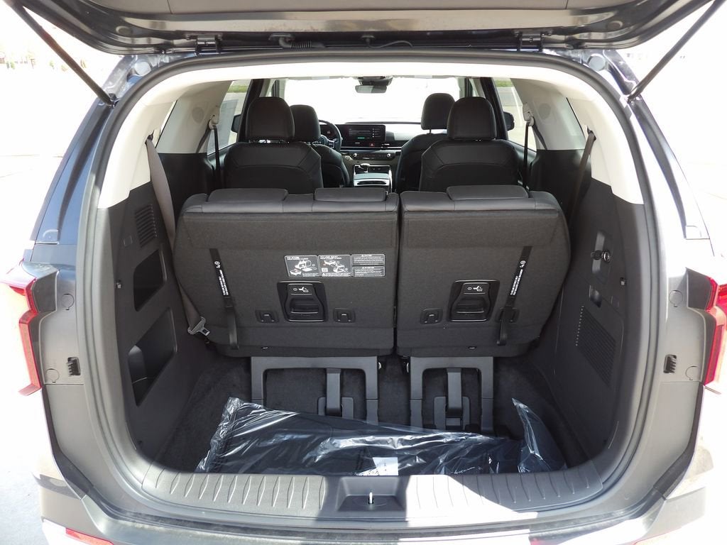 2026 Kia Carnival LXS