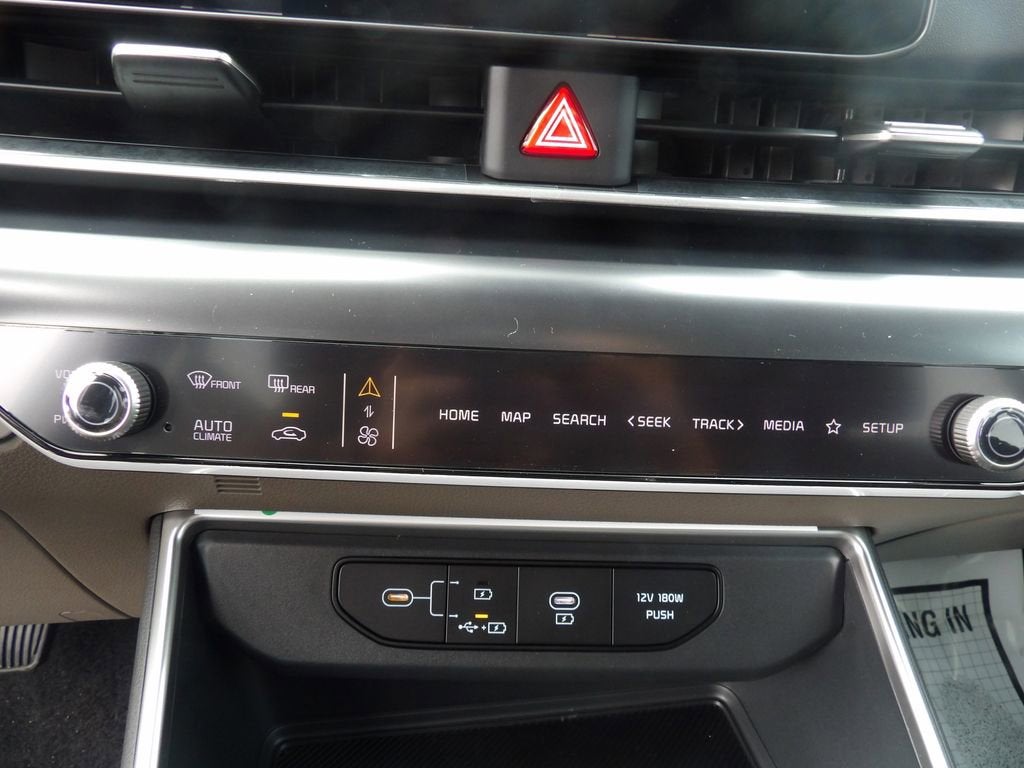 2026 Kia Carnival LXS