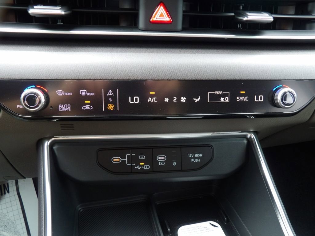 2026 Kia Carnival EX